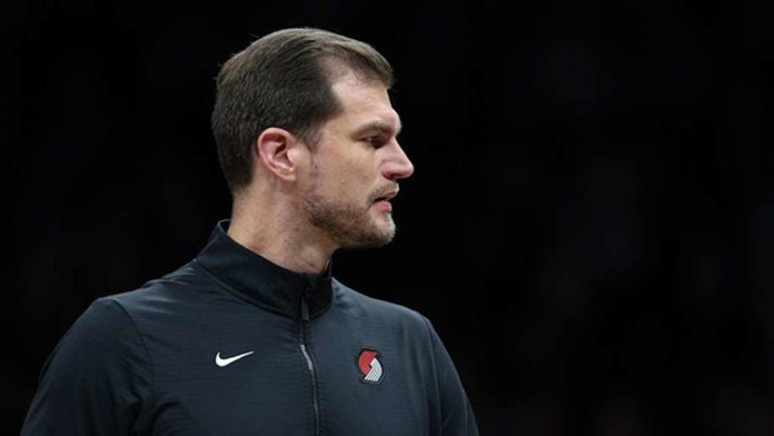 Ронда Роузи объявляет войну руководству UFC после анонса боя Нейта Диаса и Майка Перри